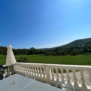 les-figuiers-de-louna-aube-sur-la-valle-135-m2-et-terrasse.midi-pyreneeshotels.com/